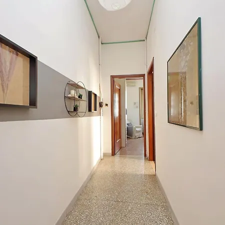 דירה Micheles Flat By Domusdimore רומא