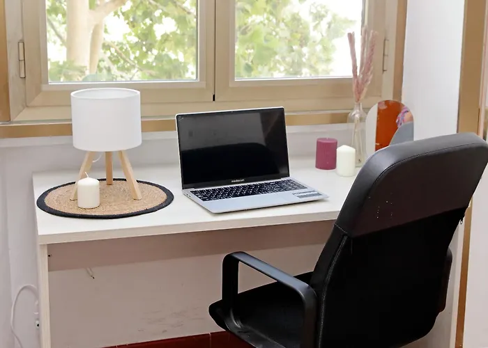 Micheles Flat By Domusdimore *