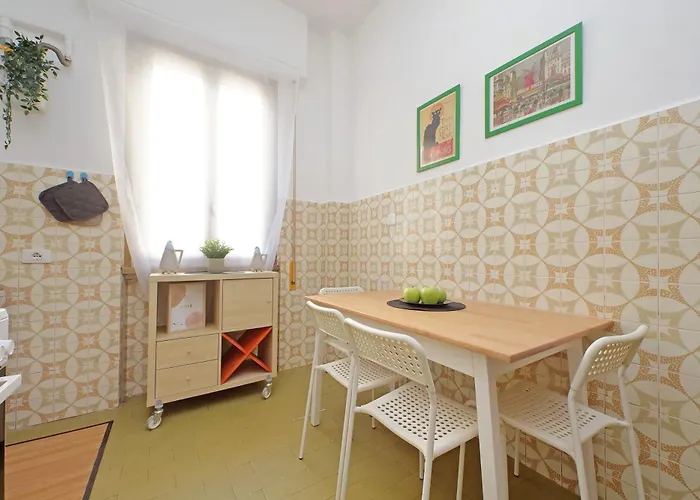 Micheles Flat By Domusdimore Apartament *